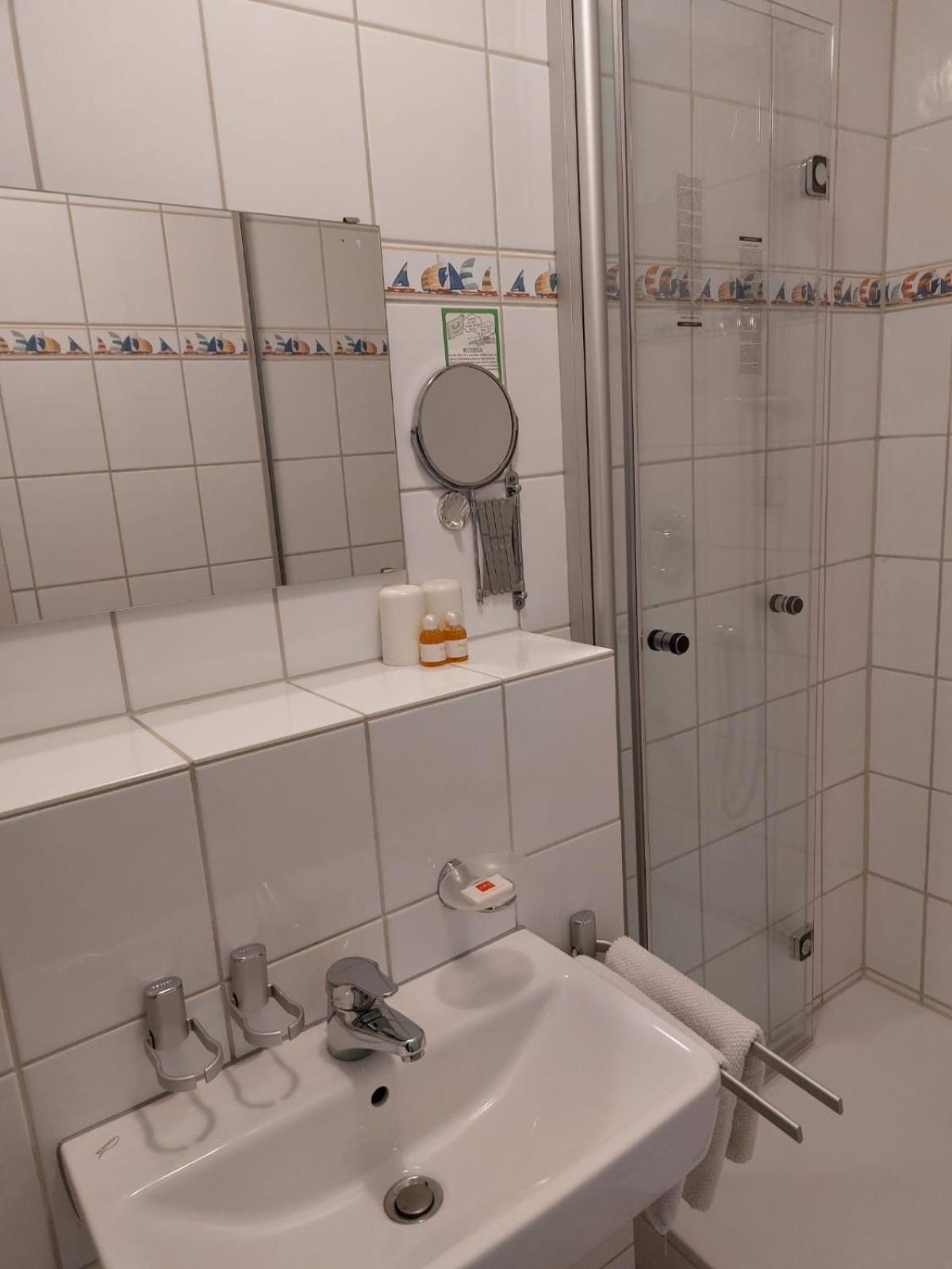 Schwabenstuben Doppelzimmer Meersburg Exterior foto